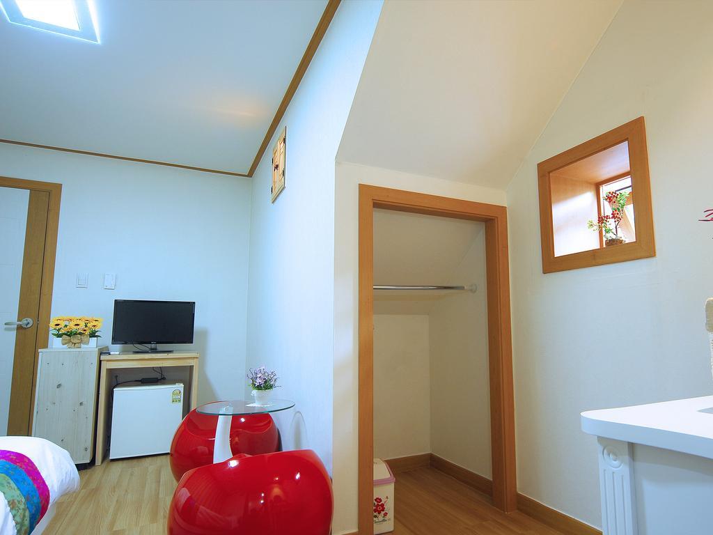 Mago Guest house